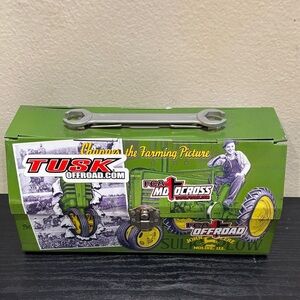 John Deere Green Offroad Tractor Tin box